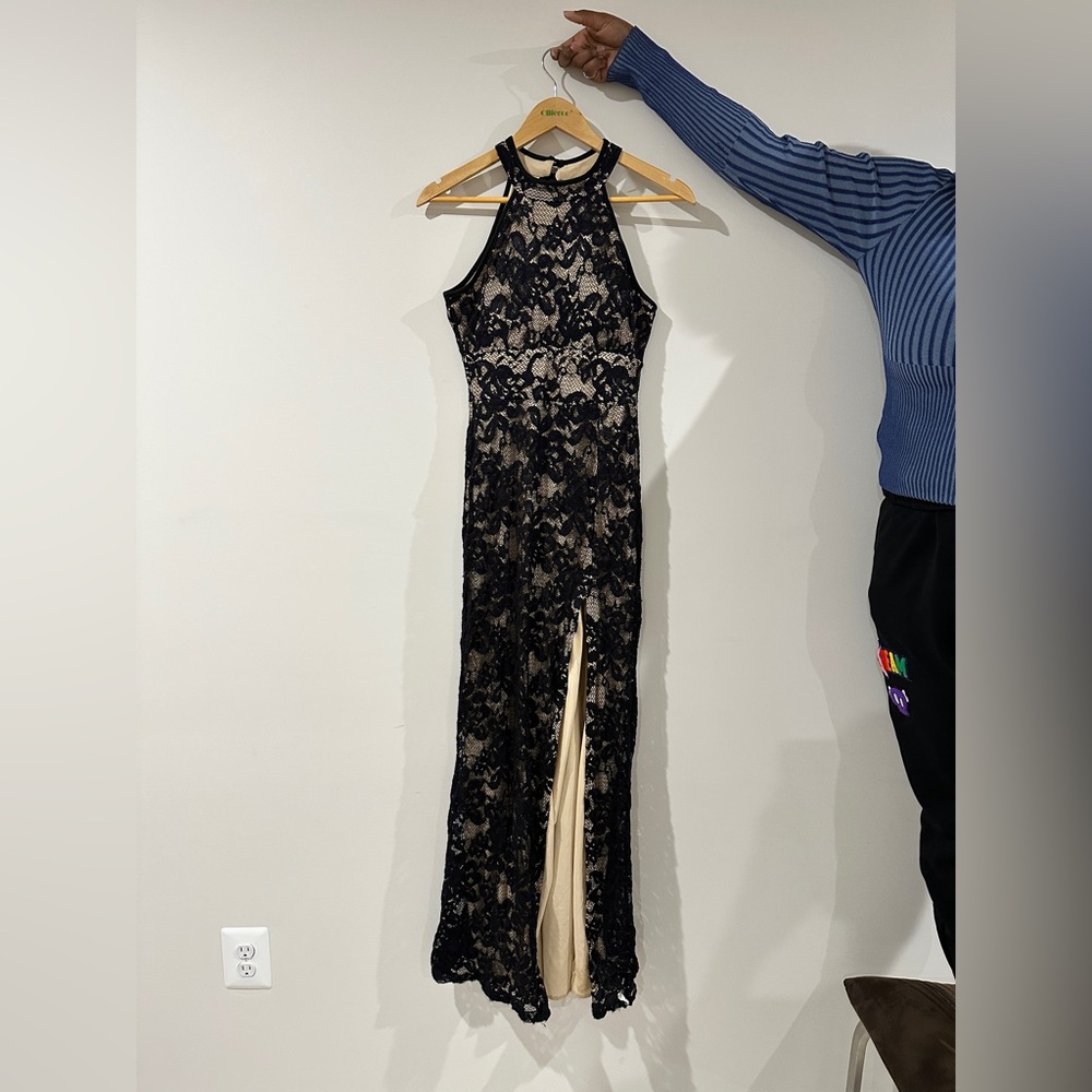 Women’s Black Lace Backless Maxi Dress with Front Slit Formal Evening, Medium